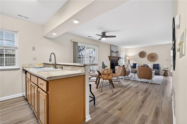 4509 Genoa CIR, Virginia Beach, VA 23462