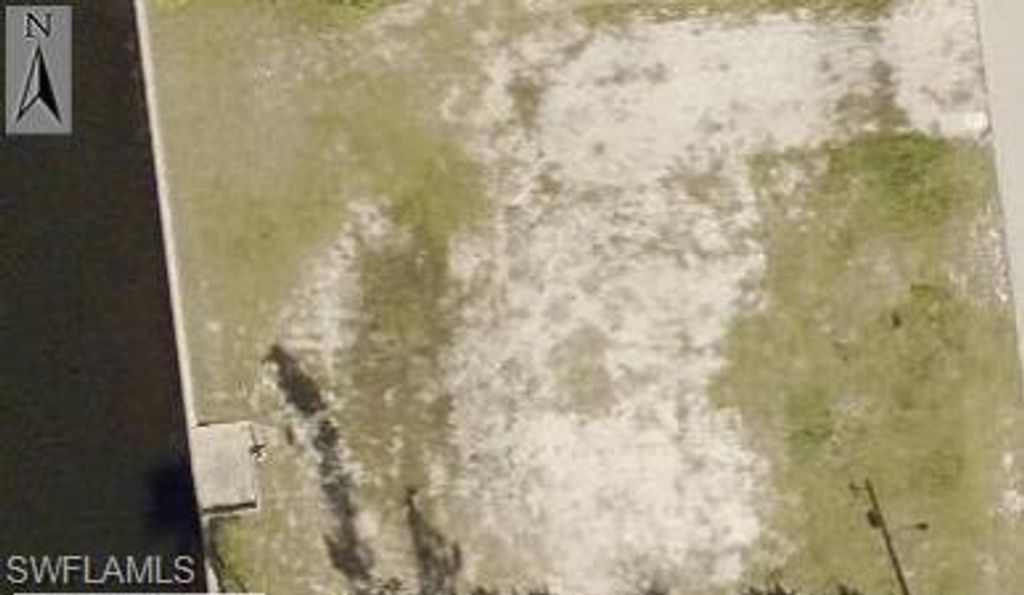 2947 Cussell DR, ST. JAMES CITY, FL 33956 — exterior