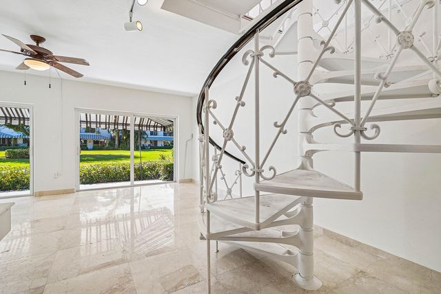 2000 S Ocean Boulevard Y1, Delray Beach, FL 33483