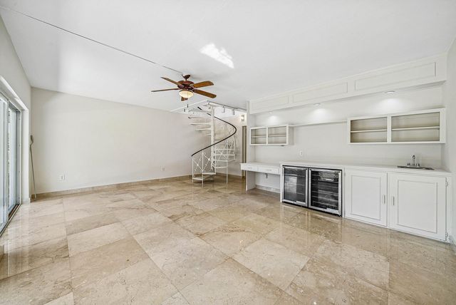 2000 S Ocean Boulevard Y1, Delray Beach, FL 33483