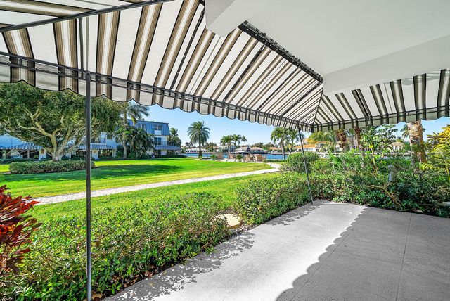 2000 S Ocean Boulevard Y1, Delray Beach, FL 33483