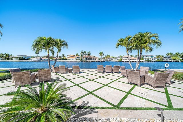 2000 S Ocean Boulevard Y1, Delray Beach, FL 33483