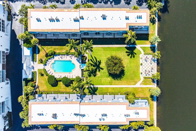 2000 S Ocean Boulevard Y1, Delray Beach, FL 33483