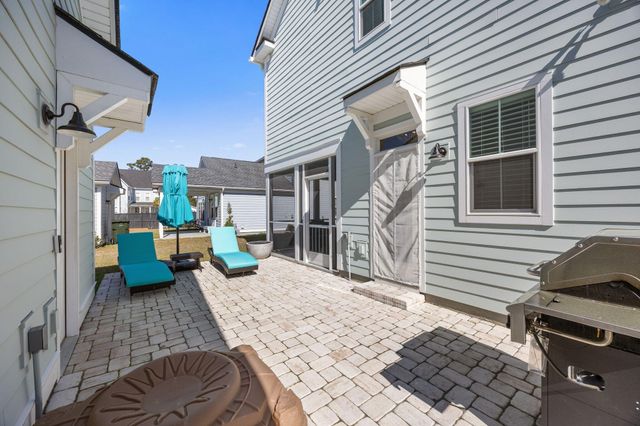 889 Carnes Crossing Boulevard, Summerville, SC 29486