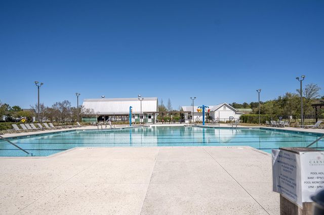 889 Carnes Crossing Boulevard, Summerville, SC 29486