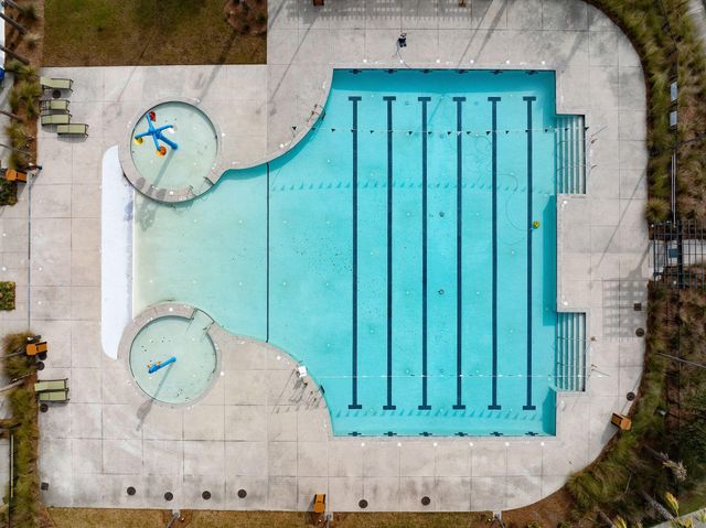 889 Carnes Crossing Boulevard, Summerville, SC 29486