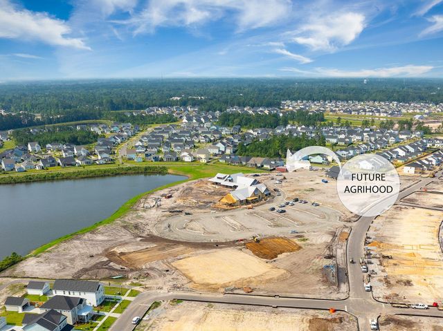 889 Carnes Crossing Boulevard, Summerville, SC 29486