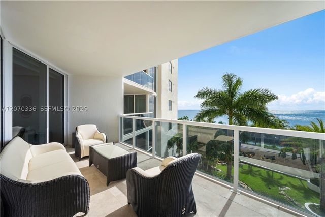 19111 Collins Ave 403, Sunny Isles Beach, FL 33160