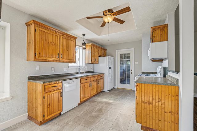 2803 Custer Drive, League City, TX 77573