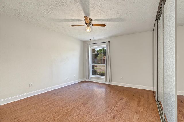 2803 Custer Drive, League City, TX 77573