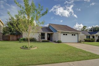 2803 Custer Drive, League City, TX 77573
