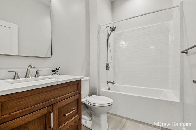 4219 Village Green Drive, Freeland, MI 48623