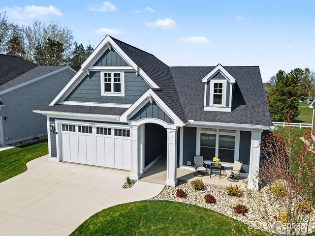 4219 Village Green Drive, Freeland, MI 48623