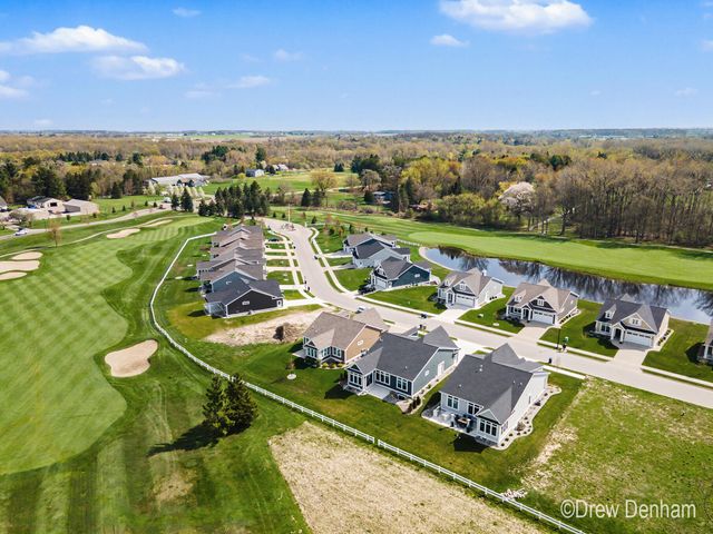 4219 Village Green Drive, Freeland, MI 48623