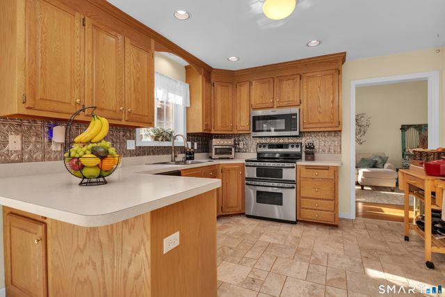 138 Burton Road, Beacon Falls, CT 06403