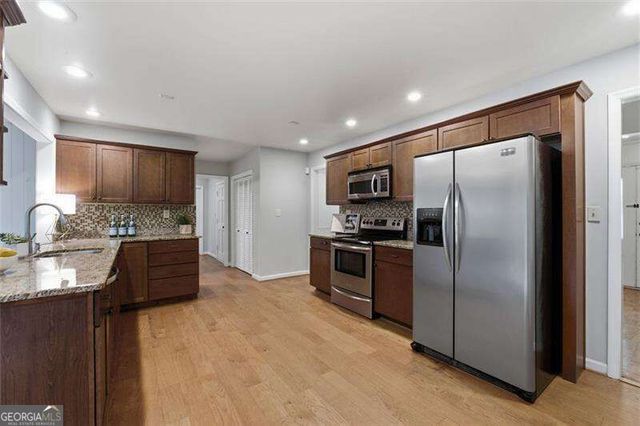 7140 Duncourtney Drive, Sandy Springs, GA 30328