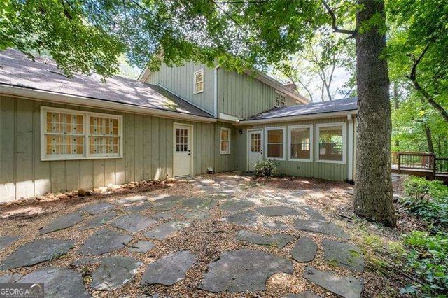 7140 Duncourtney Drive, Sandy Springs, GA 30328