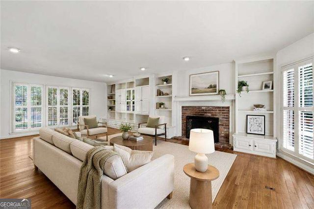7140 Duncourtney Drive, Sandy Springs, GA 30328