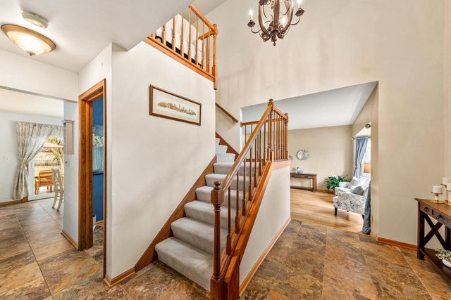 10033 W Ruby AVENUE, Wauwatosa, WI 53225