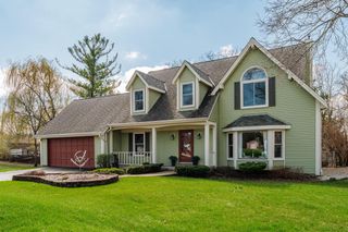 10033 W Ruby AVENUE, Wauwatosa, WI 53225