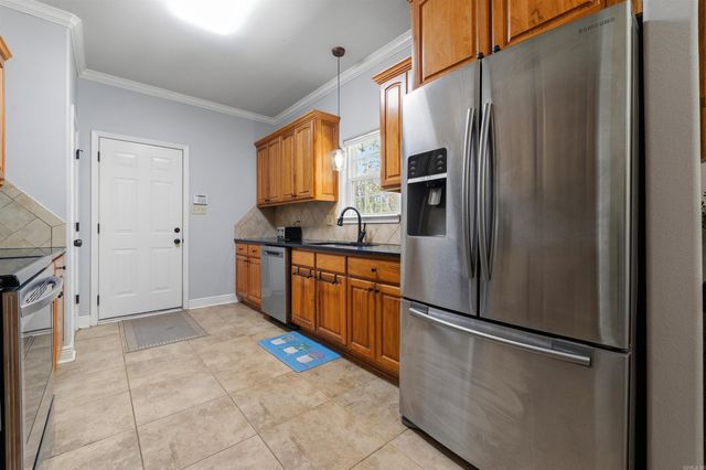 8411 Wolf Creek Court, Sherwood, AR 72120