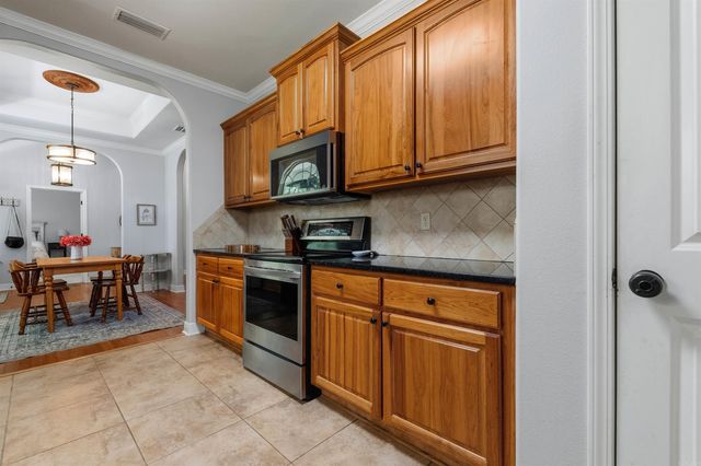 8411 Wolf Creek Court, Sherwood, AR 72120