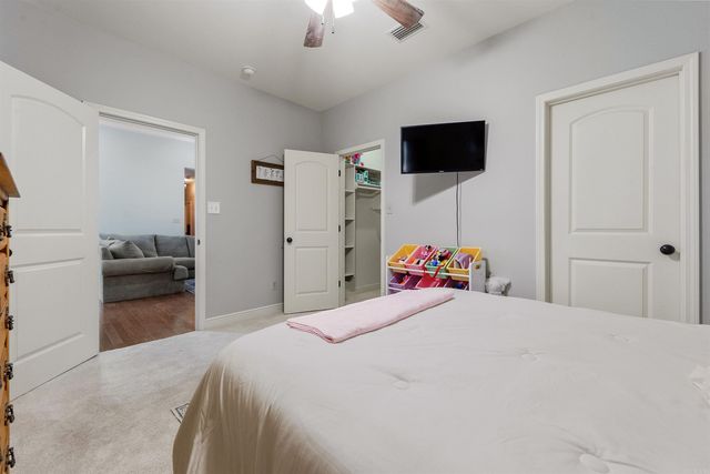 8411 Wolf Creek Court, Sherwood, AR 72120