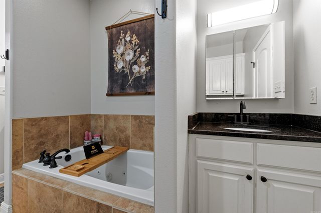 8411 Wolf Creek Court, Sherwood, AR 72120