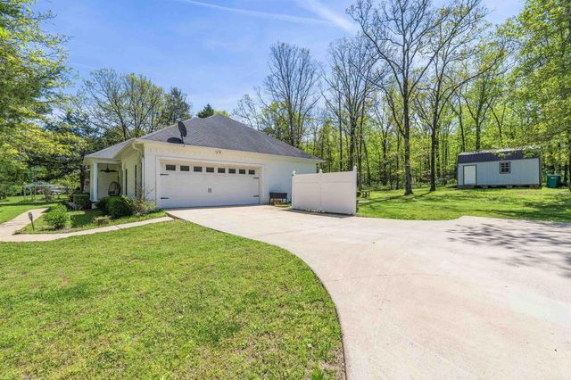 8411 Wolf Creek Court, Sherwood, AR 72120