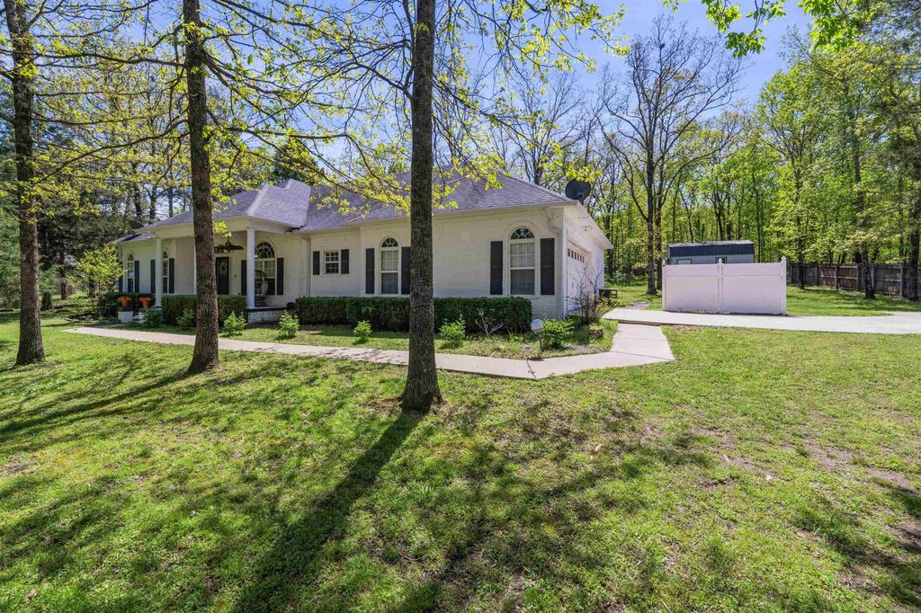 8411 Wolf Creek Court, Sherwood, AR 72120