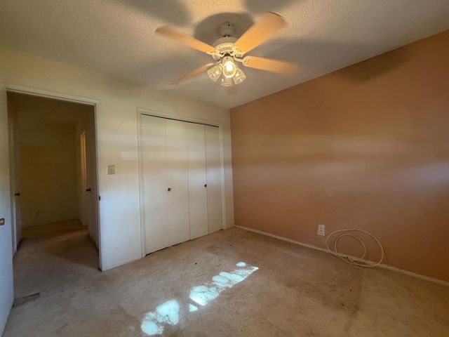 6545 N Raisina Avenue, Fresno, CA 93710