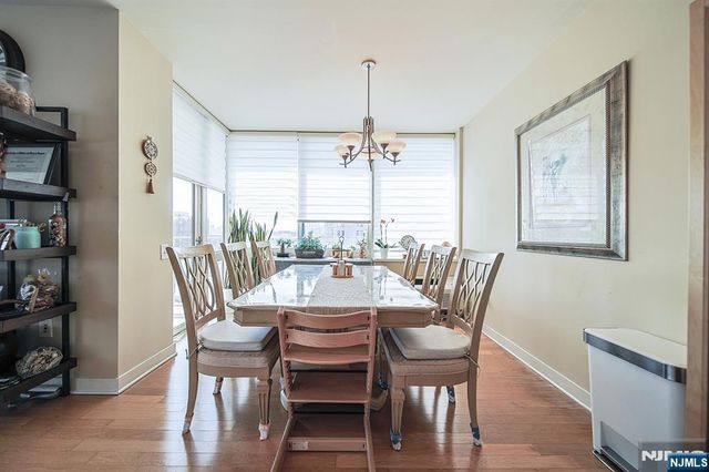 918 Hudson Park, Edgewater, NJ 07020