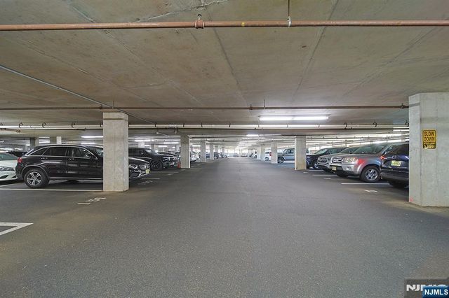 918 Hudson Park, Edgewater, NJ 07020