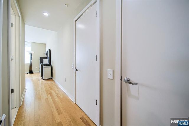 918 Hudson Park, Edgewater, NJ 07020