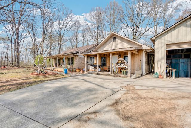 139 Bilbrey Rd, Livingston, TN 38570