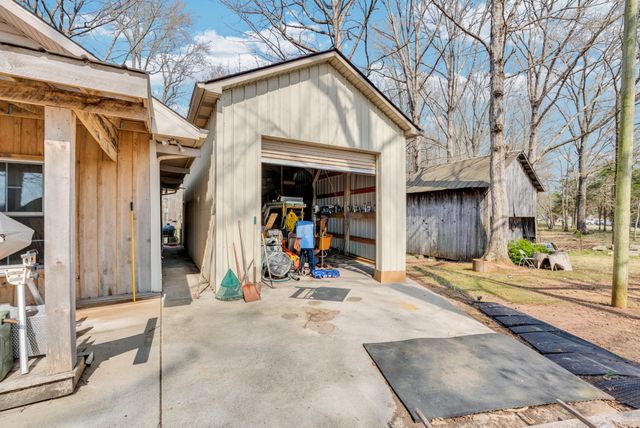 139 Bilbrey Rd, Livingston, TN 38570