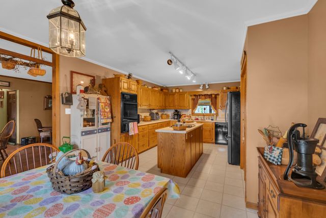 139 Bilbrey Rd, Livingston, TN 38570