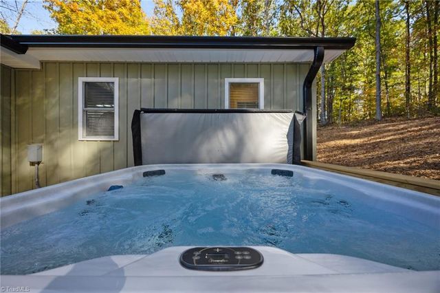 1193 Riverview Boulevard, Lexington, NC 27292