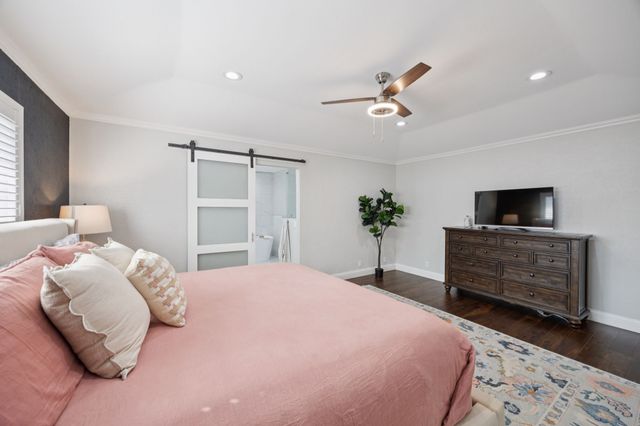 9227 Whitehurst Drive, Dallas, TX 75243
