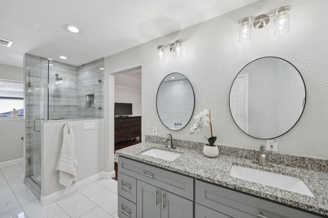 9227 Whitehurst Drive, Dallas, TX 75243