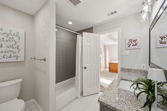 9227 Whitehurst Drive, Dallas, TX 75243
