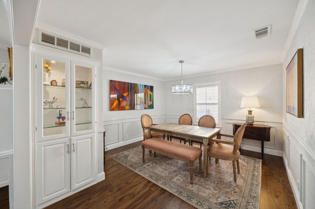 9227 Whitehurst Drive, Dallas, TX 75243
