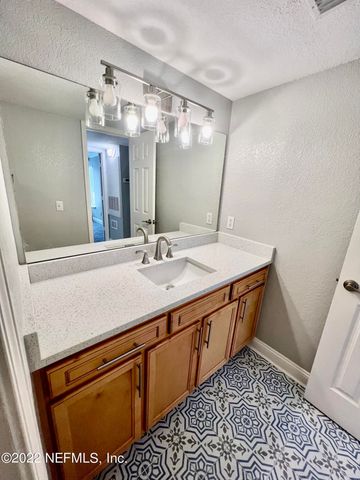 887 CORAL REEF Way, Ponte Vedra Beach, FL 32082