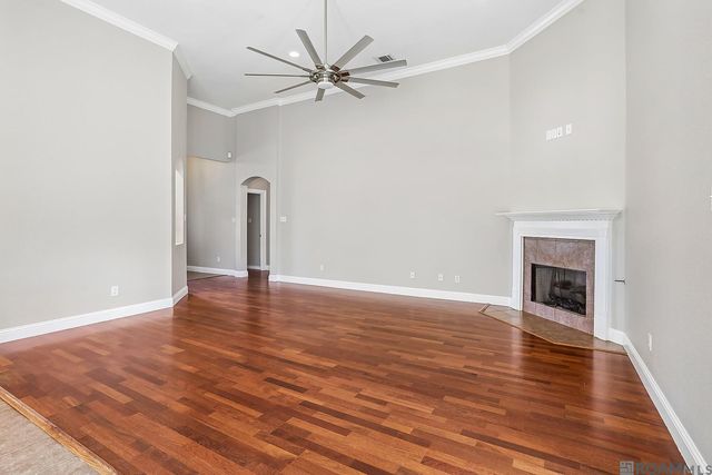 6067 Tuscany Ln, Sorrento, LA 70778