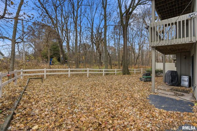 2200 36th St Apt 3C, Rock Island, IL 61201