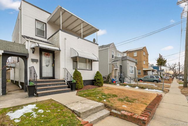 13715 231st Street, Laurelton, NY 11413