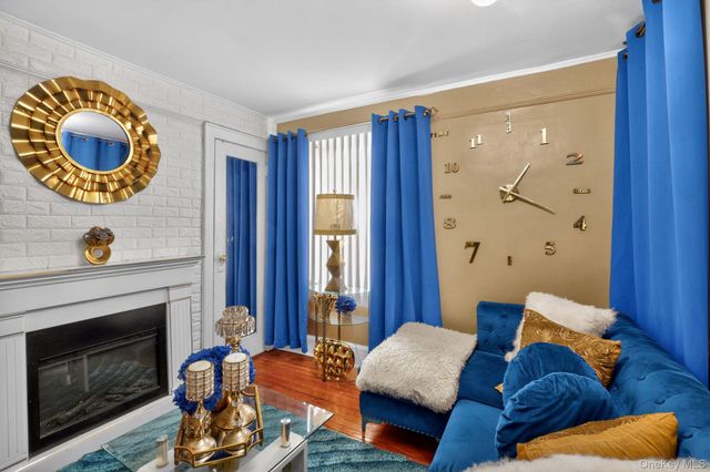 13715 231st Street, Laurelton, NY 11413