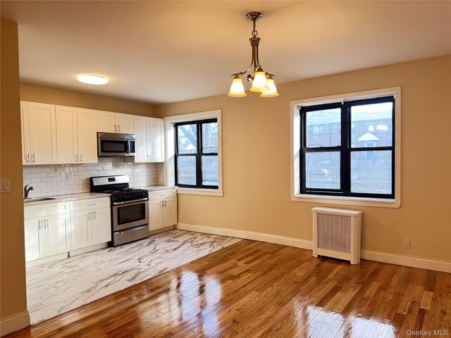 110 Stonelea Place 1B, New Rochelle, NY 10801