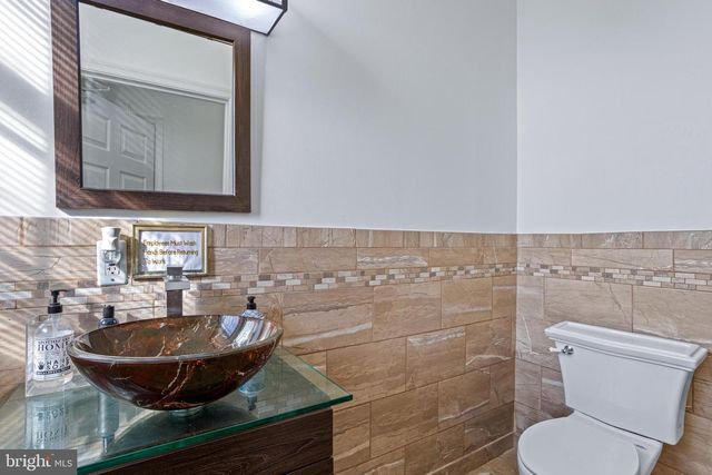 405 RHODE ISLAND AVE NE, Washington, DC 20002