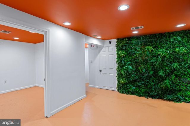 405 RHODE ISLAND AVE NE, Washington, DC 20002